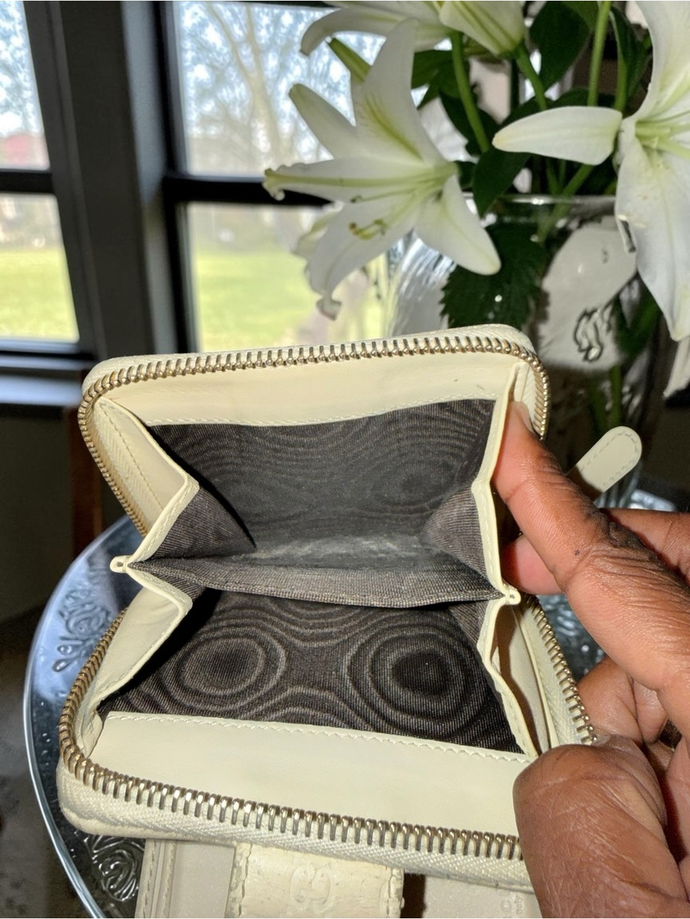 Gucci Cream Guccissima Leather GG-Embossed Wallet with Tab Closure & Care Cards - Picture 6 of 13